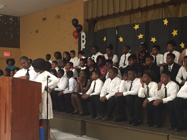 Another photo of the Bakerfield and Baker Heights 5th Grade Graduating Class of 2017